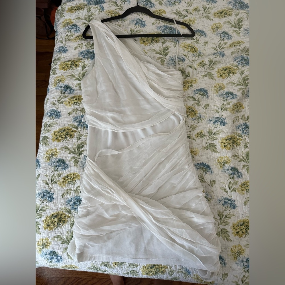 Alice + Olivia One-Shoulder Drape White Dress